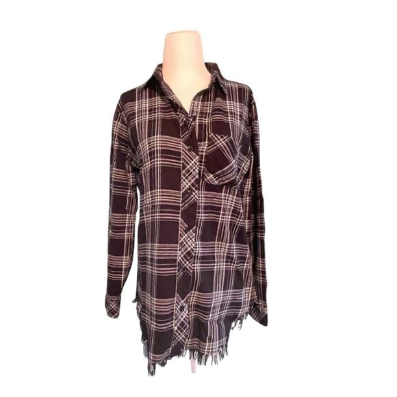 BeachLunchLounge Flannel Button Down Shirt Black White Plaid Distressed Raw Hem - Picture 1 of 7